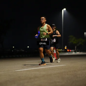 Runner Photo 7325844