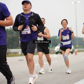 Runner Photo 7325859