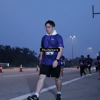 Runner Photo 7325869