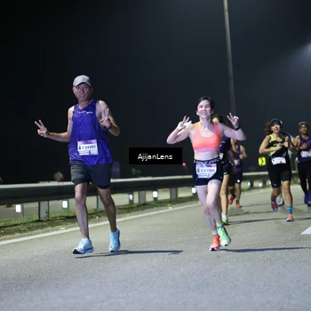 Runner Photo 7325871