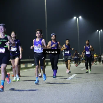 Runner Photo 7325872