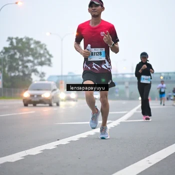 Runner Photo 7325895