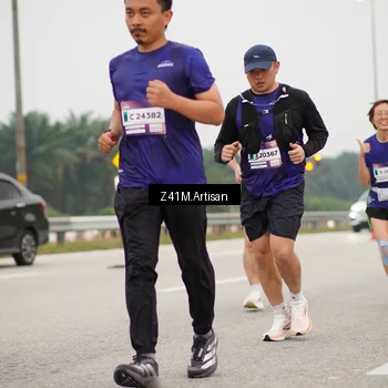 Runner Photo 7325928