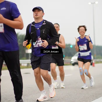 Runner Photo 7325930