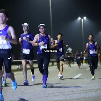 Runner Photo 7325937