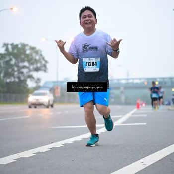 Runner Photo 7325942