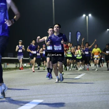 Runner Photo 7325980