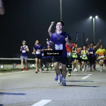 Runner Photo 7325991