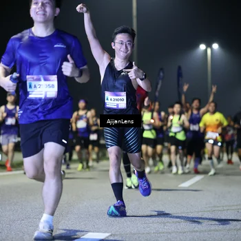 Runner Photo 7326012