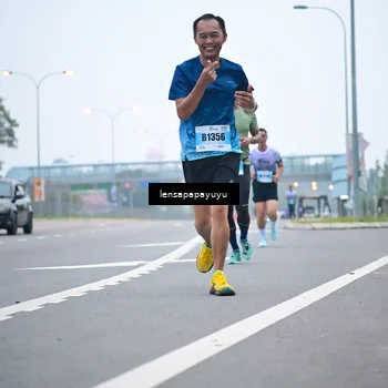 Runner Photo 7326017