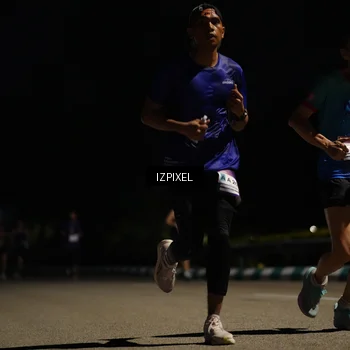 Runner Photo 7326046