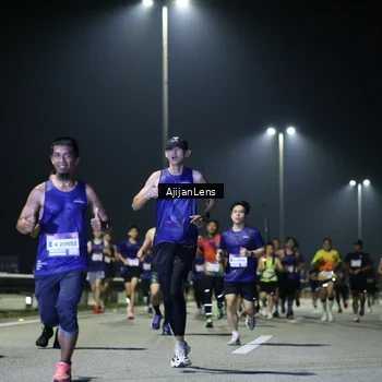 Runner Photo 7326067