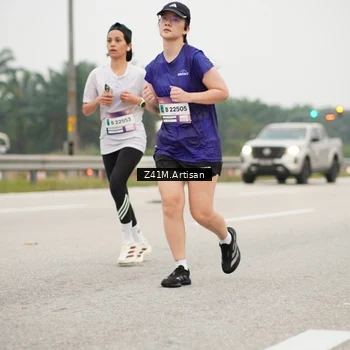 Runner Photo 7326140
