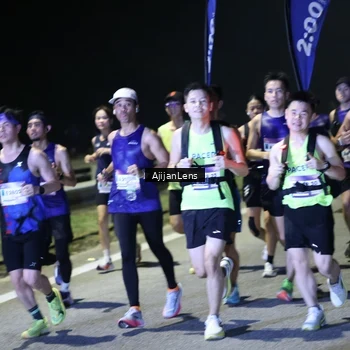 Runner Photo 7326157