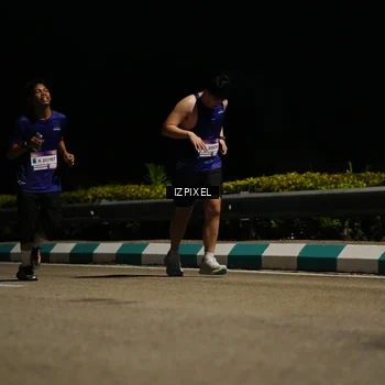 Runner Photo 7326159