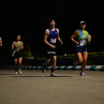 Runner Photo 7326243