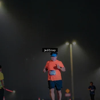 Runner Photo 7326301