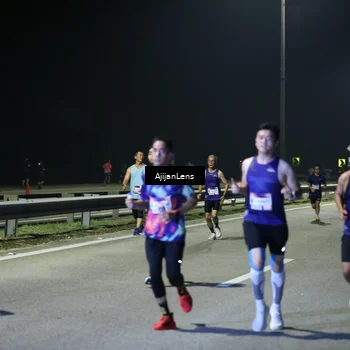 Runner Photo 7326304