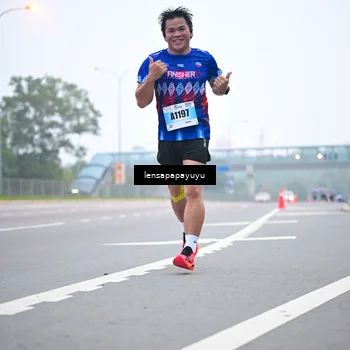 Runner Photo 7326354