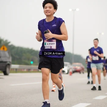 Runner Photo 7326367