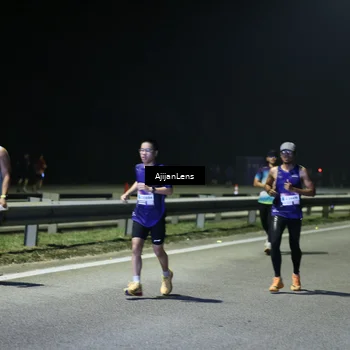 Runner Photo 7326384