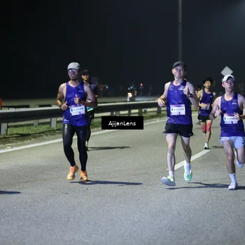 Runner Photo 7326389