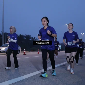 Runner Photo 7326428