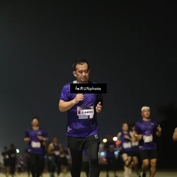 Runner Photo 7326473