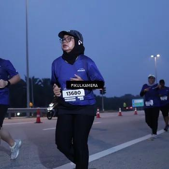 Runner Photo 7326491