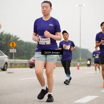 Runner Photo 7326502