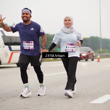 Runner Photo 7326611