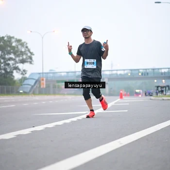 Runner Photo 7326630