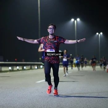Runner Photo 7326633