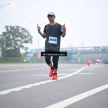 Runner Photo 7326639
