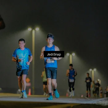 Runner Photo 7326649
