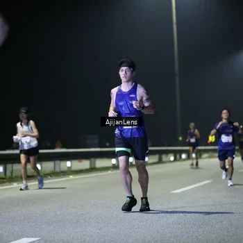 Runner Photo 7326655