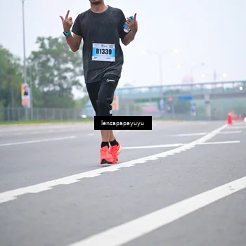 Runner Photo 7326660