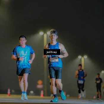 Runner Photo 7326697