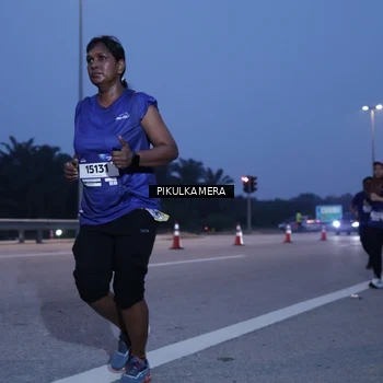 Runner Photo 7326733