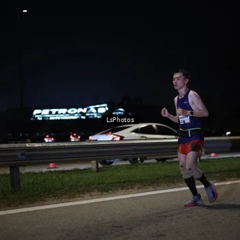 Runner Photo 7326735