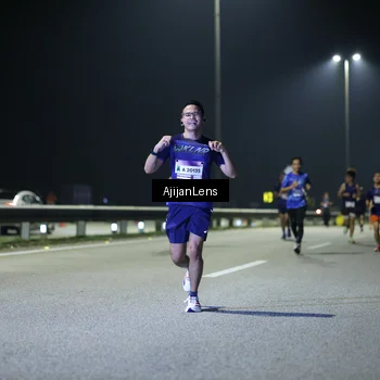 Runner Photo 7326739