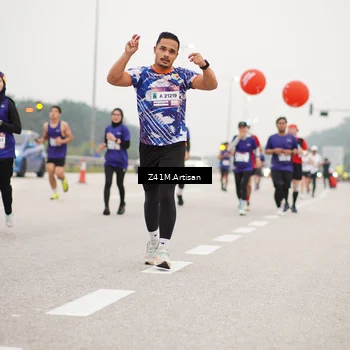 Runner Photo 7326750