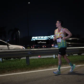 Runner Photo 7326766