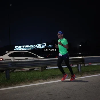 Runner Photo 7326775