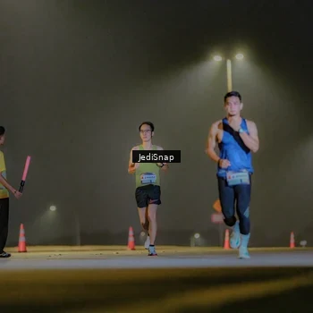 Runner Photo 7326786