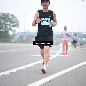Runner Photo 7326790