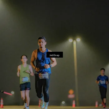 Runner Photo 7326844