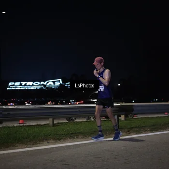 Runner Photo 7326855