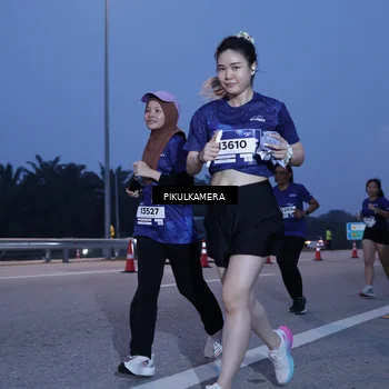Runner Photo 7326870