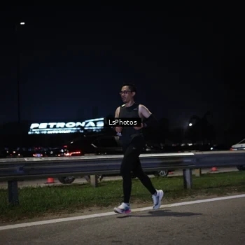 Runner Photo 7326877